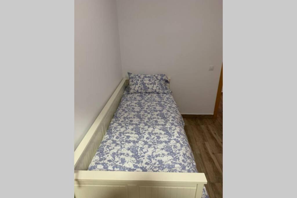 Apartamento Sirena Beach 네르하 외부 사진