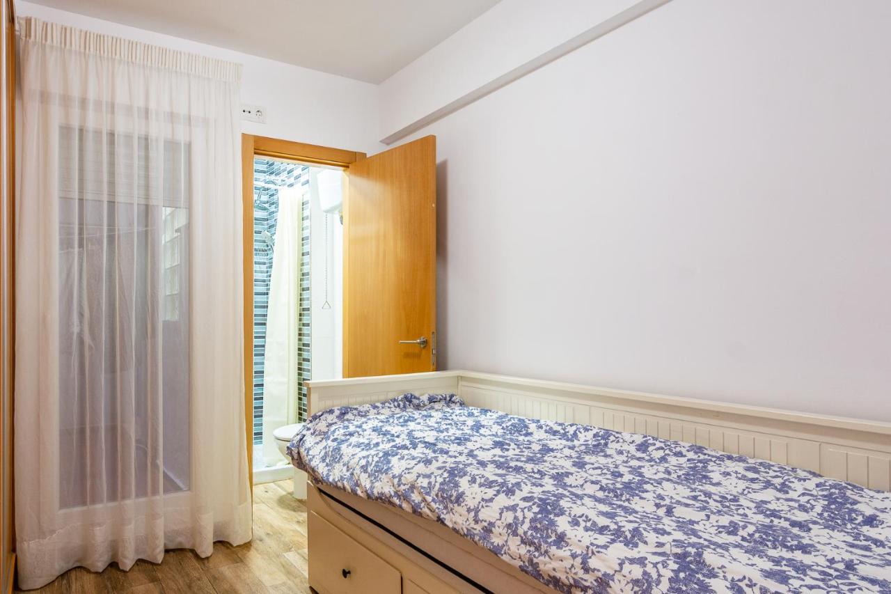 Apartamento Sirena Beach 네르하 외부 사진